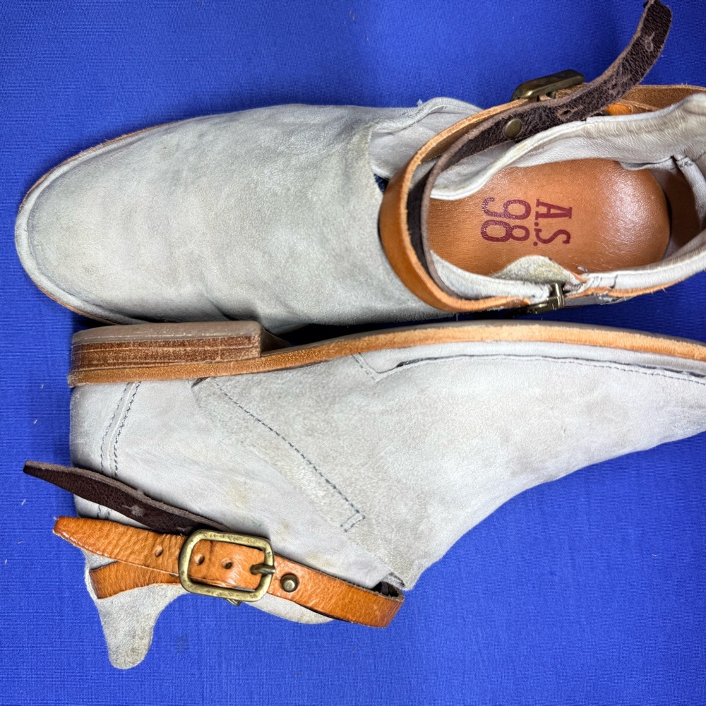 A.S.98 Women's Cream and Tan Ankle Boots - Picture 3 of 7